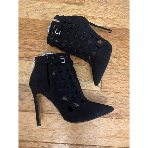 Report Fleure Black Suede Cutout High Heel Ankle Booties With Back Zipper sz 5.5 - Picture 3 of 9